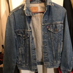 Vintage Levi’s denim jacket